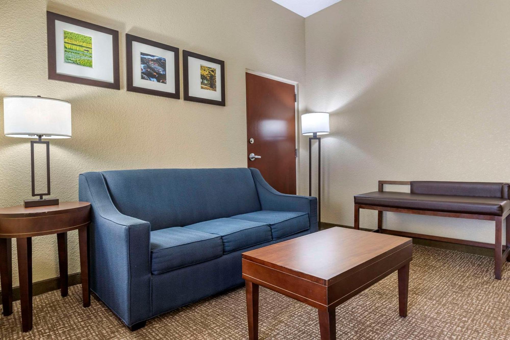 Comfort Inn & Suites Mocksville I-40 Екстериор снимка