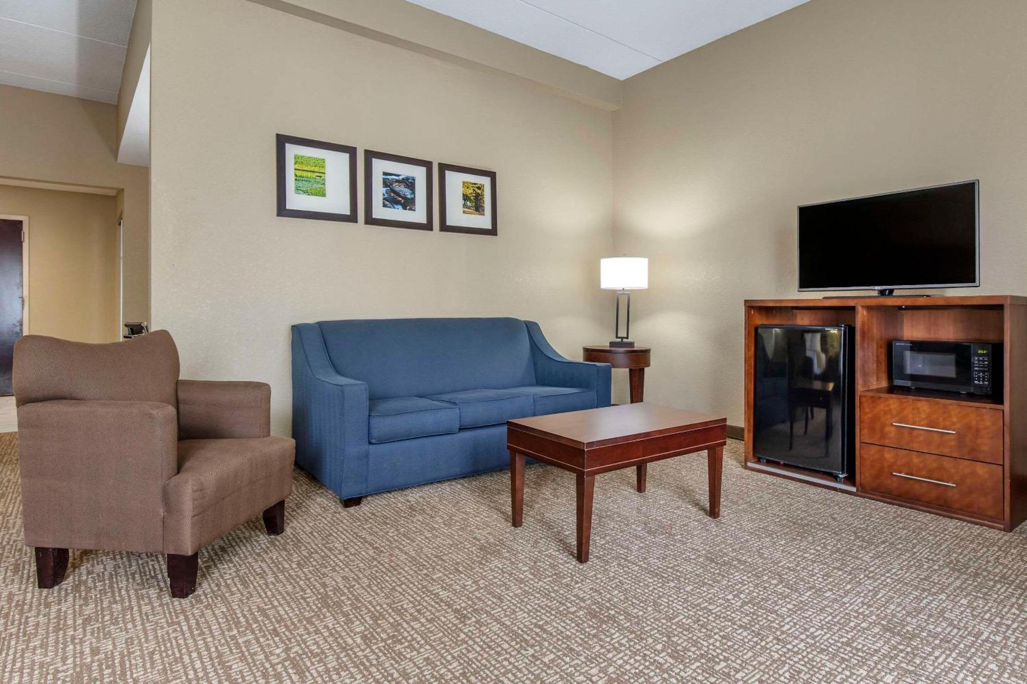 Comfort Inn & Suites Mocksville I-40 Екстериор снимка