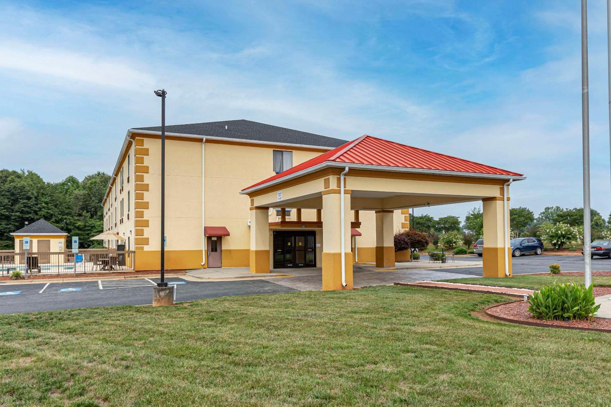 Comfort Inn & Suites Mocksville I-40 Екстериор снимка