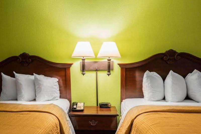 Comfort Inn & Suites Mocksville I-40 Екстериор снимка